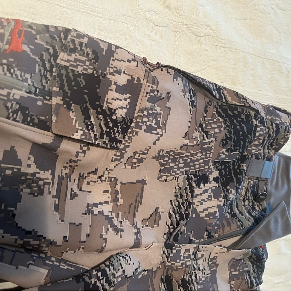Men's Camouflage Tactical Pants - Picture 3 of 6